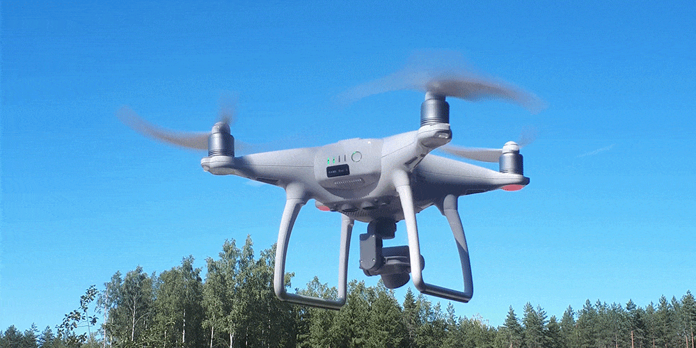 drone ilmassa