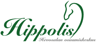 Hippolis-logo. Logossa lukee vihreälläfontilla Hippolis ja alla mustalla fontilla Hevosalan osaamiskeskus. Lisäksi vihreällä viivalla tehty hevosen pään muoto. 