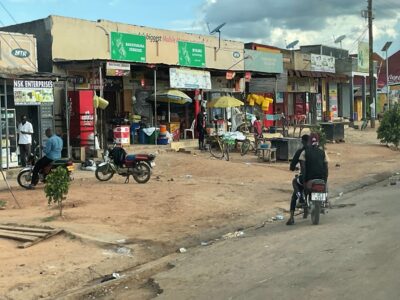 Mietteitä Ugandan poliittisesta tulevaisuudesta – kuinka valta pidetään suvussa